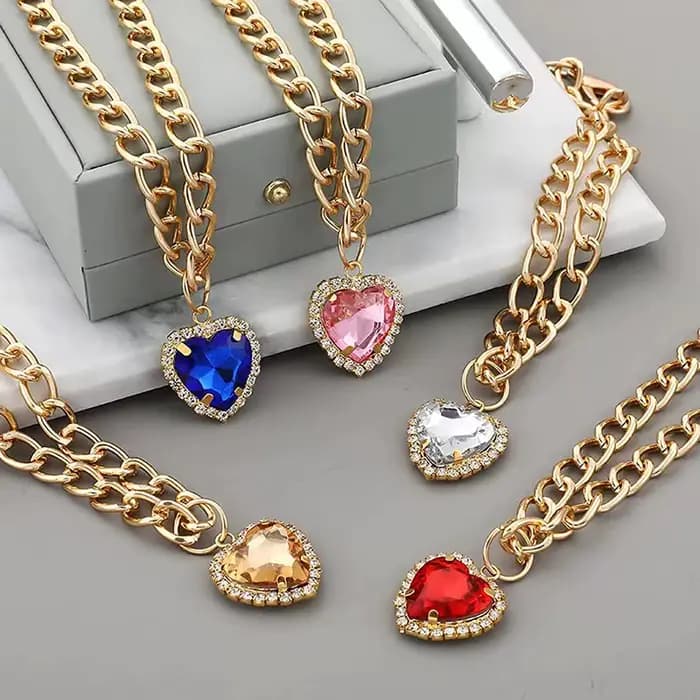 Collier de luxe pour chien et chat, bijoux avec pendentif en forme de cœur et de diamant, chaîne en 