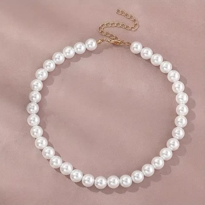 Collier de Perles Blanches pour Chien et Chat, Ras du Cou, Accessoire Très Mignon et Élégant, Tendan