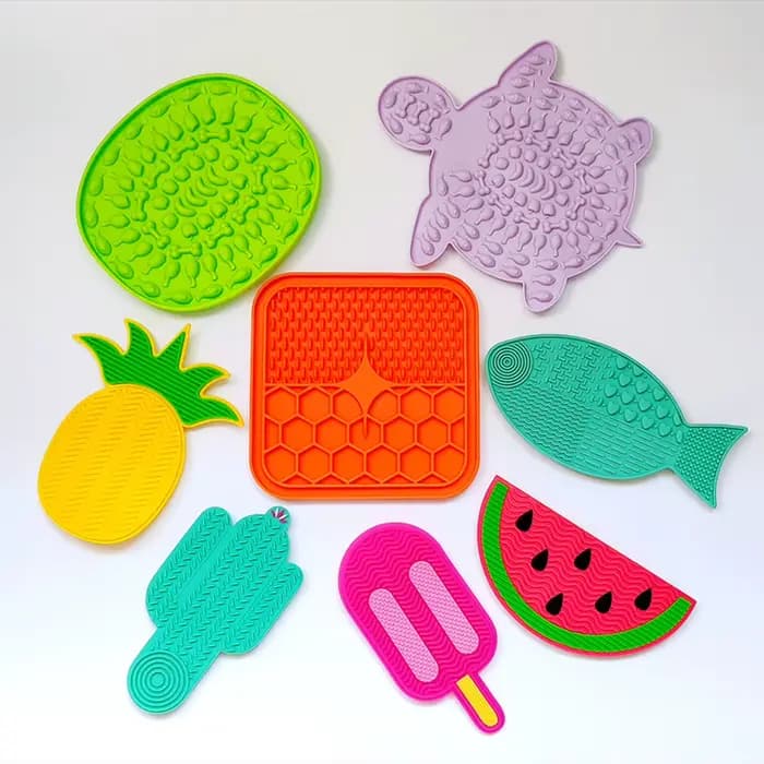 Bols en silicone avec ventouse pour aliments lents pour chats