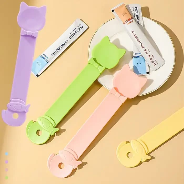 Churu Tube Helper : Distributeur de nourriture liquide et de purée pour chat