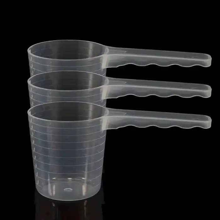 Mini cuillère doseuse pour aliments pour animaux de compagnie de 100 ml