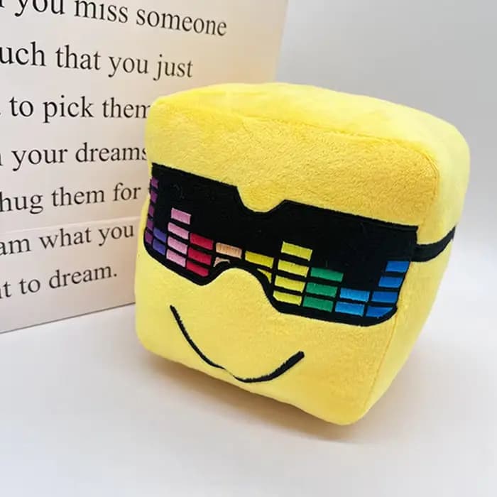 Jouets en peluche ensoleillé et melon