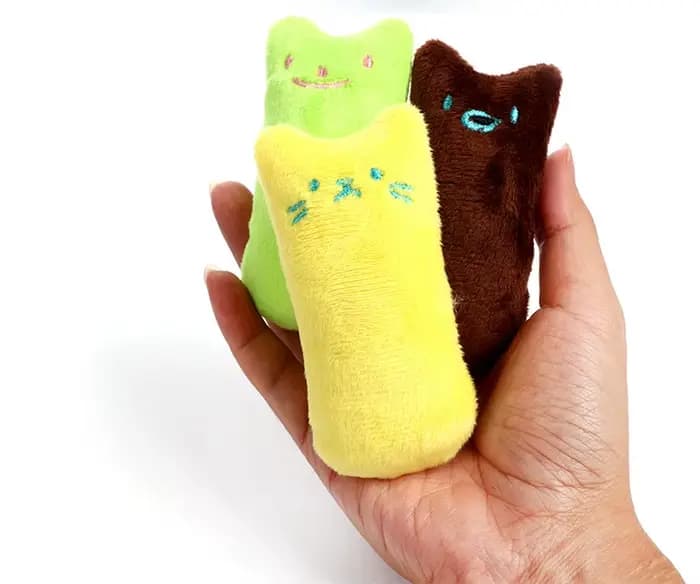 Jouet coule en herbe de cataire pour chat