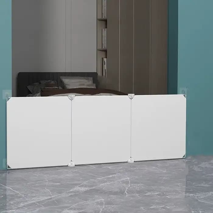Accessoires pour animaux de compagnie : Barrière de sécurité en plastique renforcée à double verrouillage pour chiens