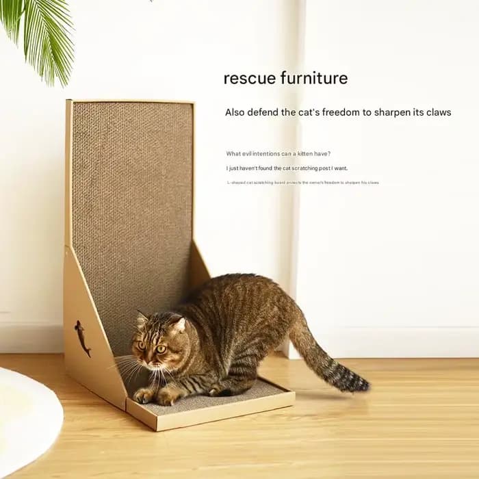 Poteau à gratter pour chat en forme de L