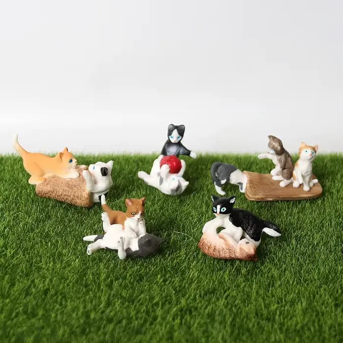 Figurines de chat de jeu réalistes