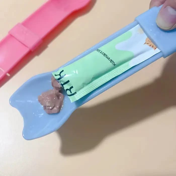Cuillère à presser pour bande de chat, mangeoire pour bandes de chat, friandises humides et léchable