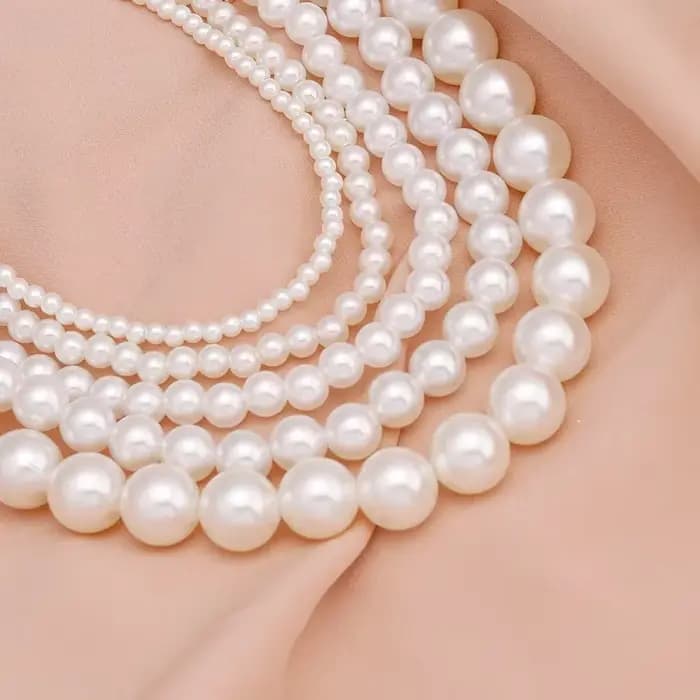 Collier de Perles Blanches pour Chien et Chat, Ras du Cou, Accessoire Très Mignon et Élégant, Tendan