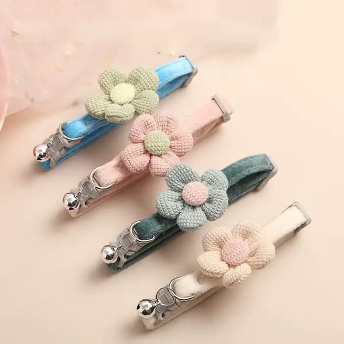 Collier de clochette de dessin animé coloré pour animal de compagnie, collier de sueur réglable mign