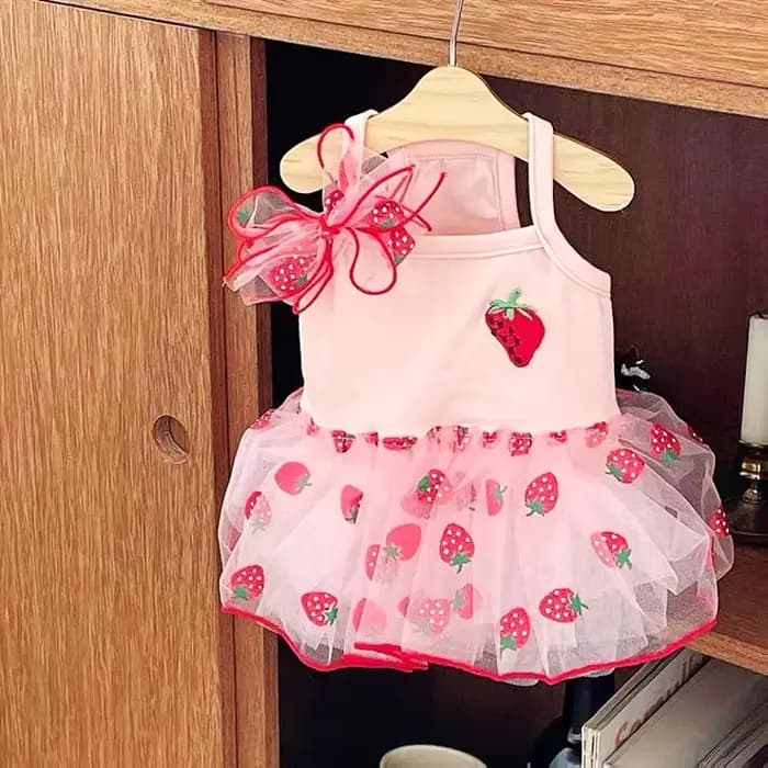 Robe d'été à fraises pour chien, vêtements pour animaux de compagnie, jupe à bretelles, vêtements po