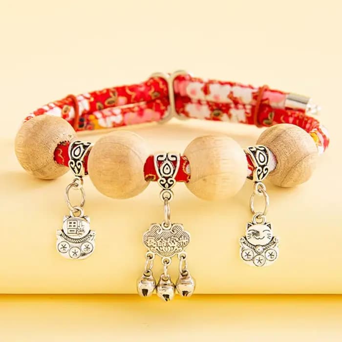 Collier anti-insectes naturel en bois de canhre