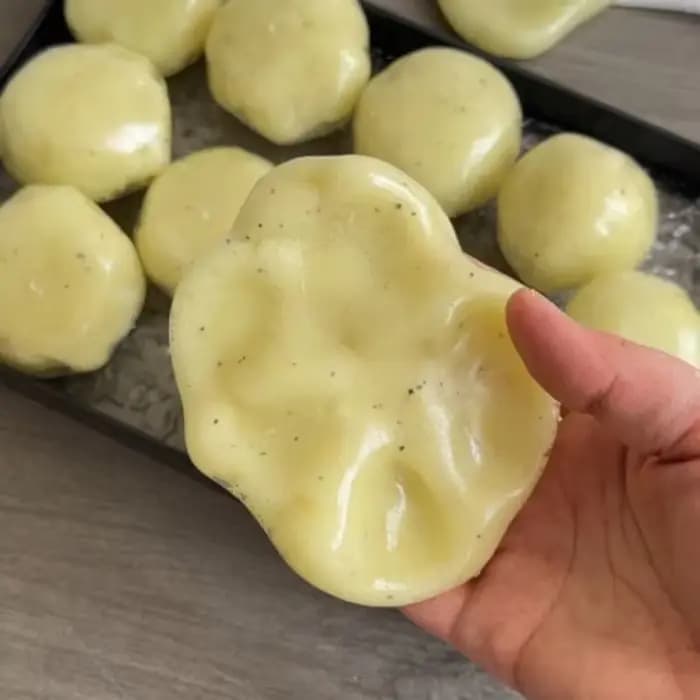 Jouet anti-stress souple et moelleux en forme de pomme de terre croustillante