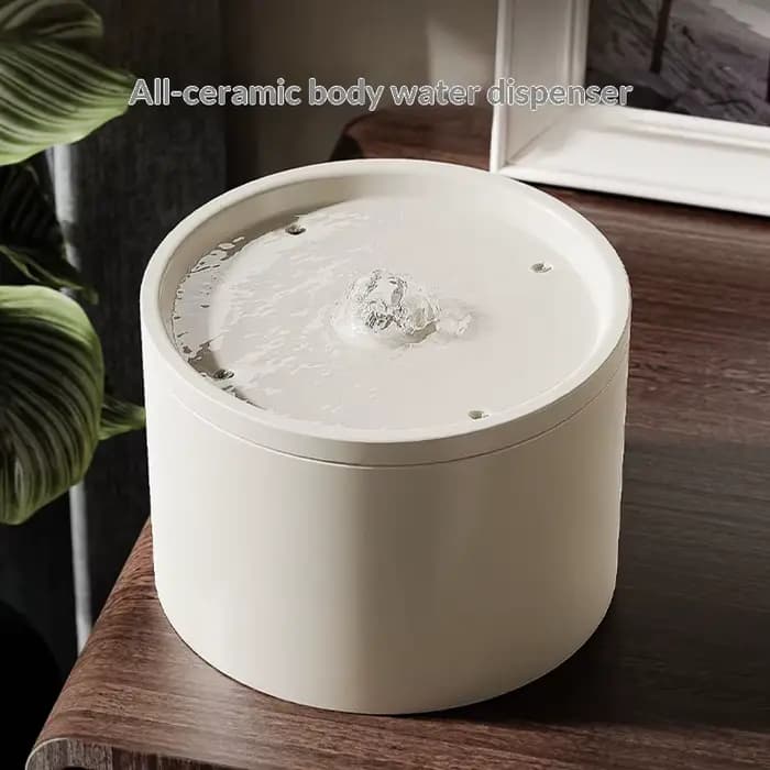 Distributeur d'eau automatique pour chat
