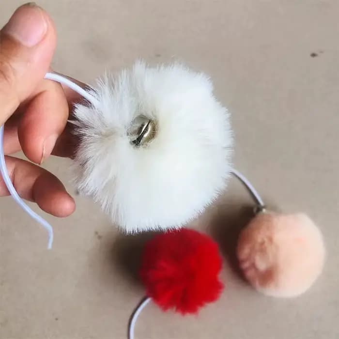 Balle de jouets interactifs pour chat avec cloche et ficelle