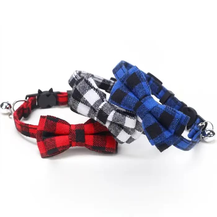 Collier de Noël à carreaux rouge pour chat et chien