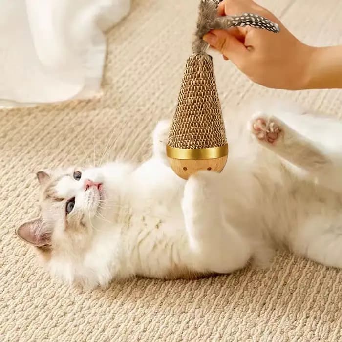 Jouet pour chat en sisal Roly Poly avec plume sur le dessus