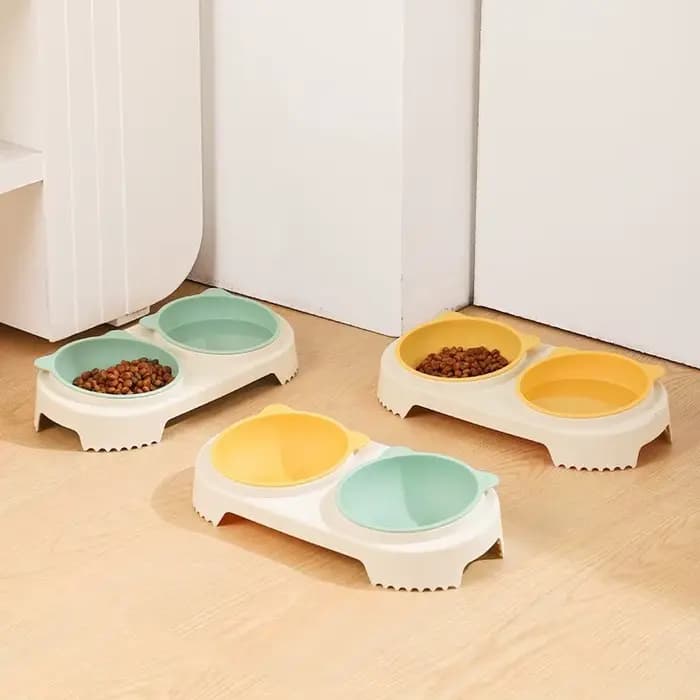 Bol pour chat en plastique