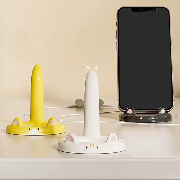 Support de téléphone portable chat de dessin animé mignon et doux, mini support de téléphone portable de bureau créatif, peut être utilisé comme ornement décoratif