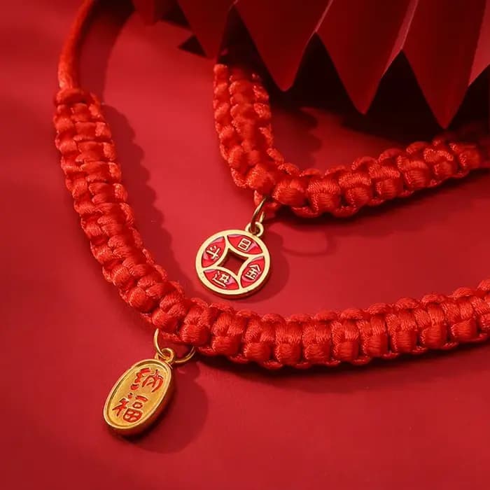 Collier Tressé en Corde Rouge pour Chat Chinois