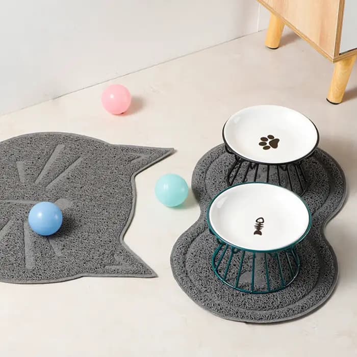 Bol pour chat amable aux moustaches
