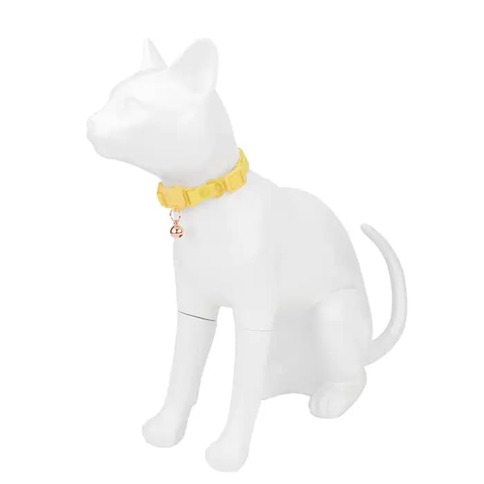 Collier de collier de chat de compagnie avec petite cloche PVC imperméable réglable collier de chaton couleur bonbon