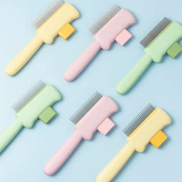 Brosse pour chat à poils courts et longs