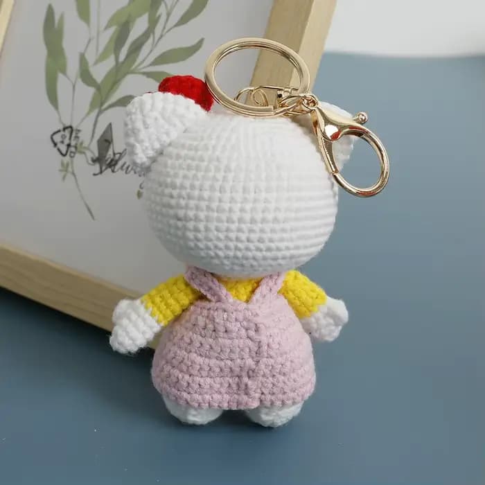 Porte-clés en forme de chat au crochet charmant fait à la main