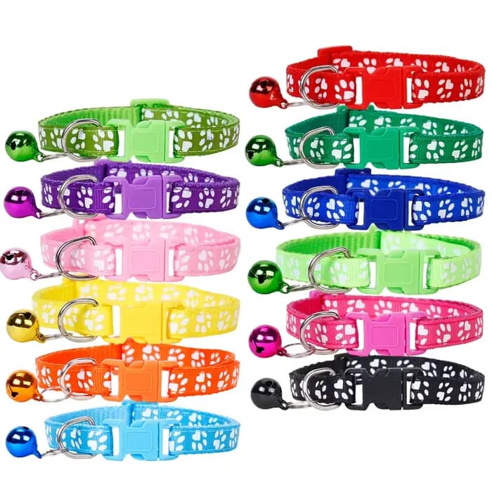 Collier pour animaux de compagnie avec porte-étiquette, étui de protection pour AirTag, colliers réfléchissants pour chats avec clochettes, réglables de 8 à 12,5 pouces pour s'adapter à tous les chats