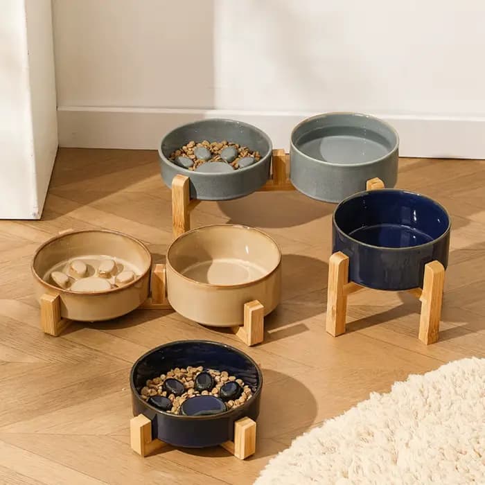 Gamelle surélevée en bois pour animaux de compagnie avec finition émaillée