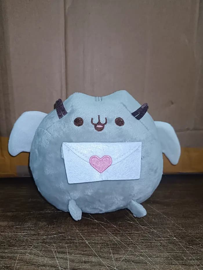 Peluche de chat simulé