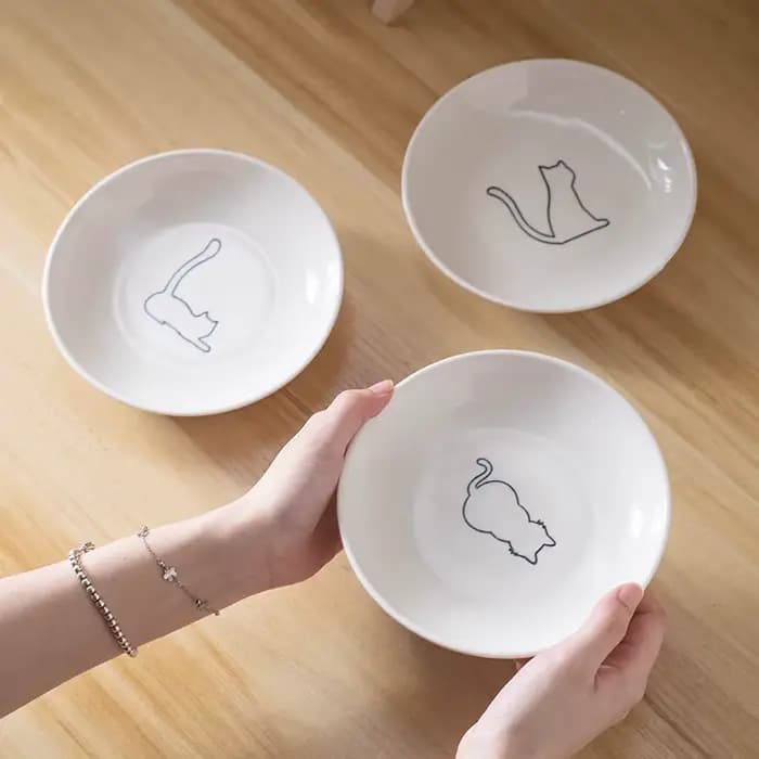 Gamelle en céramique pour chatons ; Assiette antidérapante pour chat ; Support en silicone ; Essentiels charmants pour animaux de compagnie