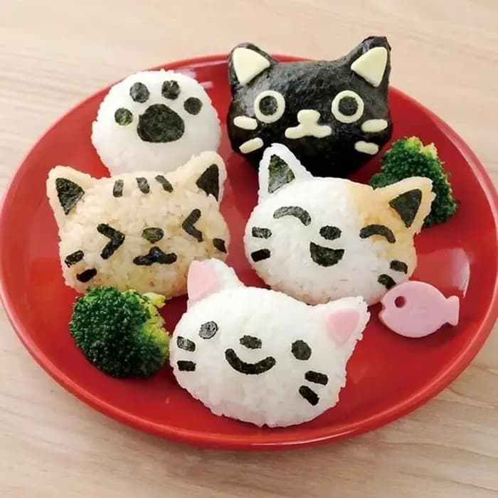 Ensemble de moules boule de riz chat lapin