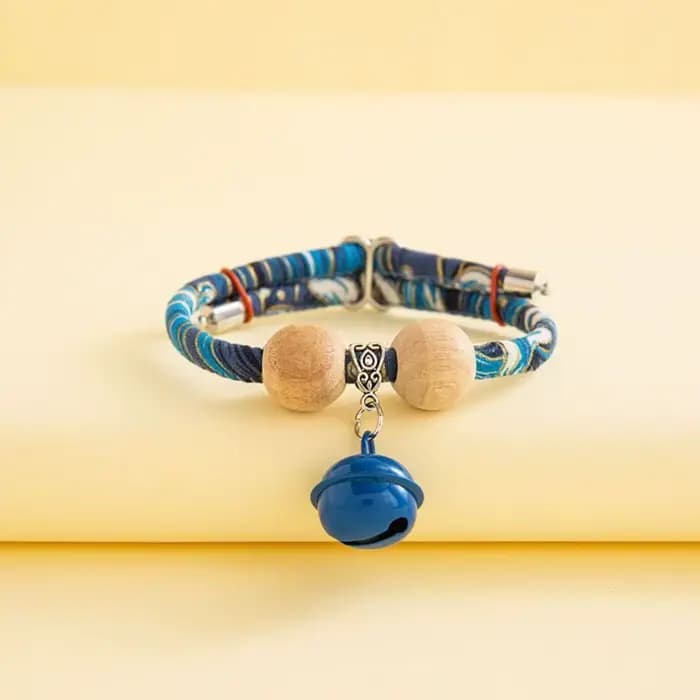 Collier anti-insectes naturel en bois de canhre