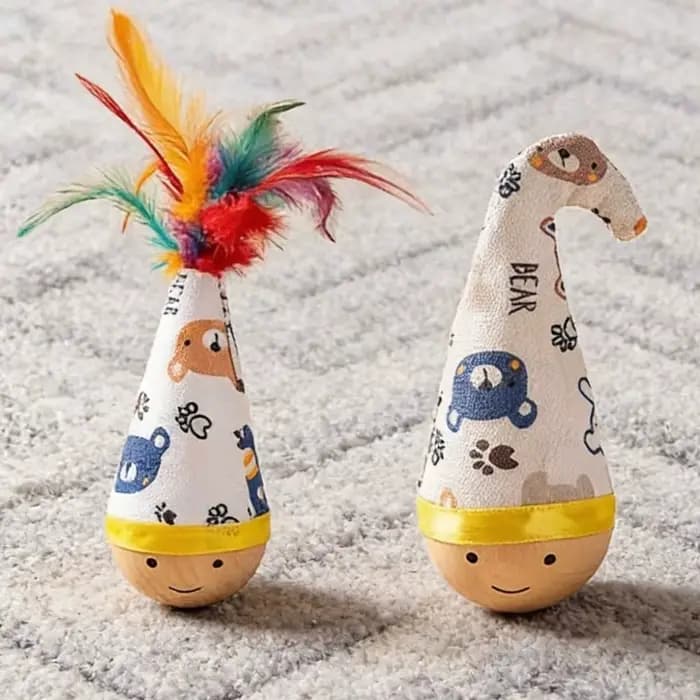Jouets interactifs pour chat : Balle oscillante à motif de dessin animé