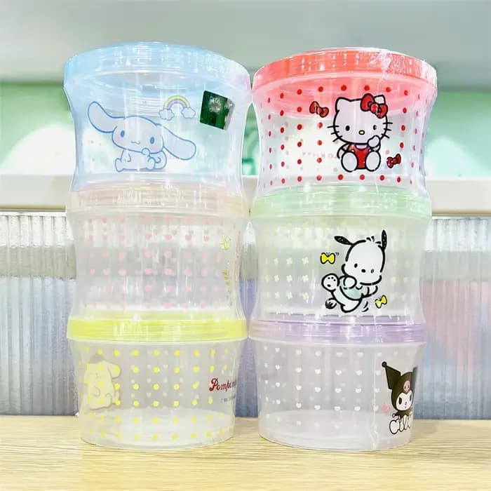 Conteneur alimentaire empilable pour chaton mignon