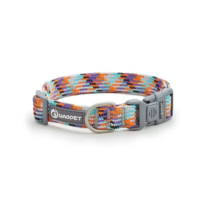 Collier réglable en nylon moulé pour animaux de compagnie