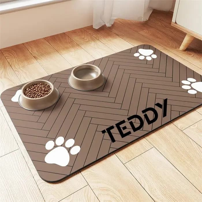Tapis de nourriture personnalisé pour chien et chat gravé avec le nom de l'animal de compagnie
